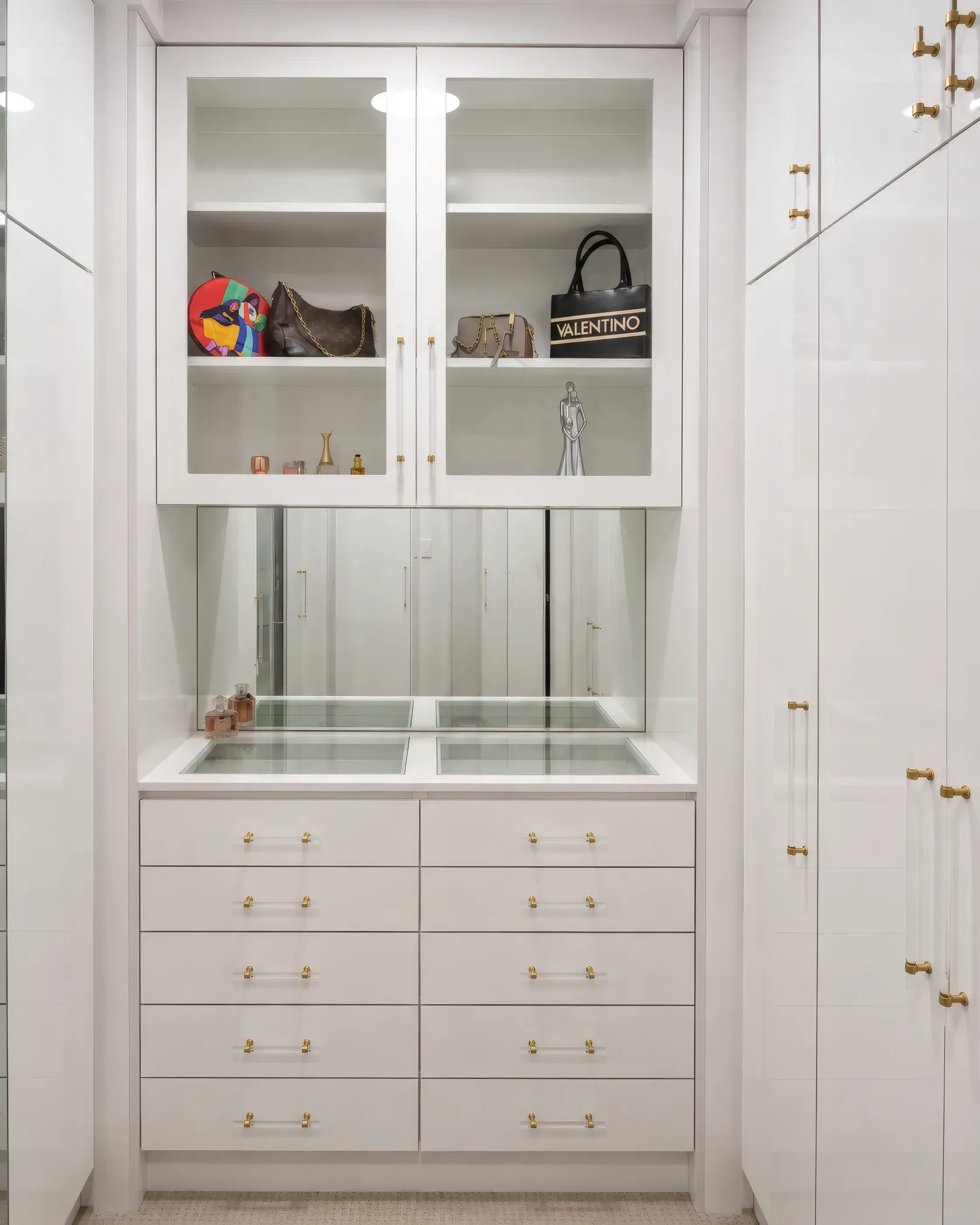 White Gloss Walk-In Closet, view 6