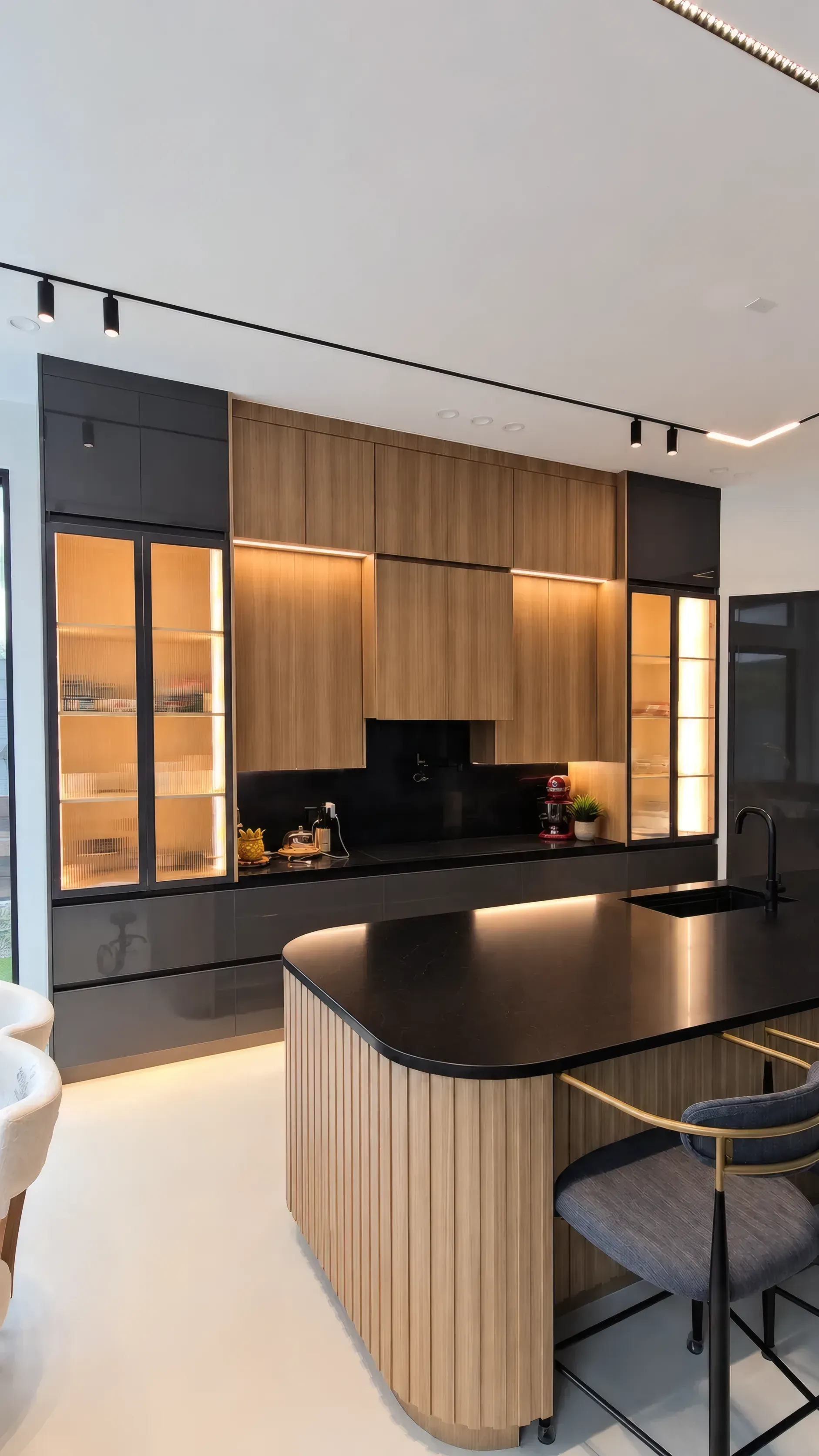 Fluted Oak Kitchen, view 8